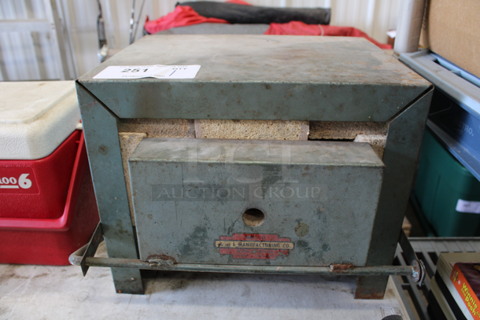 J and L Manufacturing Model E 48 Benchtop Enameling Kiln. 110 Volts. 14x14x11.5