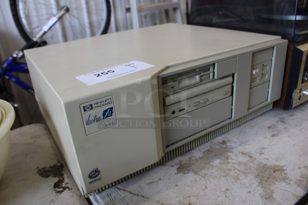 Hewlett Packard HP Vecha XU 5/133C Unit. 17.5x16x6.5 - Image 3 of 4