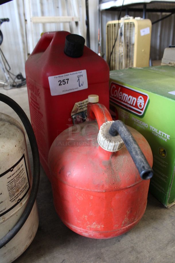 2 Gas Containers. 9x9x13, 7x16x20. 2 Times Your Bid! - Image 2 of 3