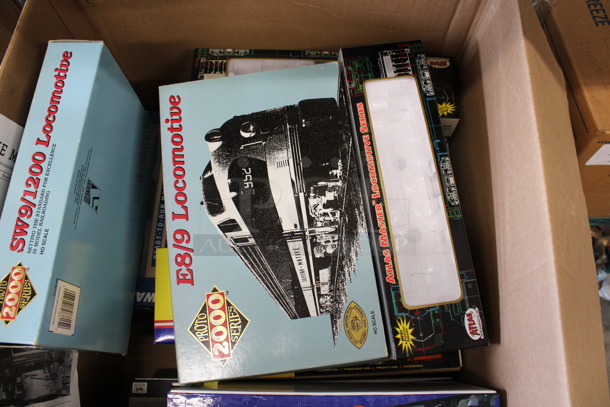 ALL ONE MONEY! Lot of Model Train Car Boxes! Boxes are Believed To Be Empty - Image 2 of 3