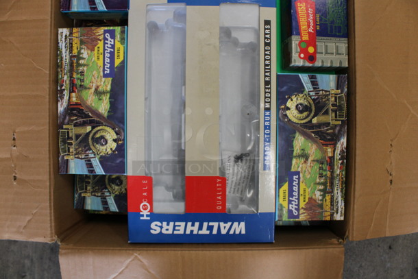 ALL ONE MONEY! Lot of Model Train Car Boxes! Boxes are Believed To Be Empty - Image 3 of 5