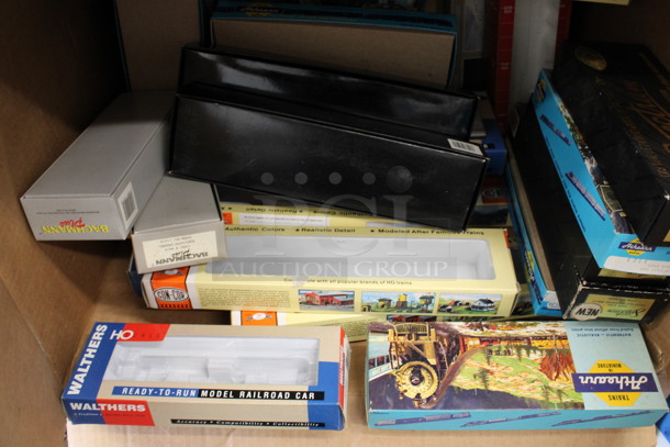ALL ONE MONEY! Lot of Model Train Car Boxes! Boxes are Believed To Be Empty - Image 2 of 5