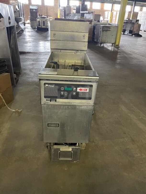 Pitco Soltice Natural Gas Powered Deep Fat Fryer! With Oil Filter System! Model 1B-SG14 Serial G05LA039687! On Casters!  