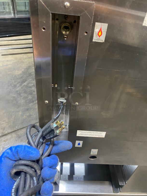 GORGEOUS! Blodgett XCEL Commercial Gas Powered Mini Rotating Rack Convection Oven! With View Through Doors! With Pan Rack Underneath! All Stainless Steel! Model XR8! On Commercial Casters! Working When Removed! - Image 8 of 8