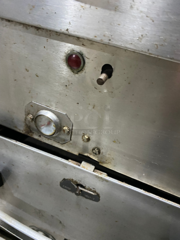 NICE! Toastswell Commercial 3 Drawer Cabinet! All Stainless Steel! Model G3 Serial #03564! 115 Volts! On Casters!  - Image 8 of 9
