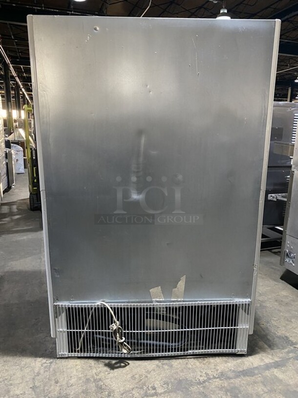 Nice! Turbo Air Refrigerated Open Grab-N-Go Merchandiser Case! Model TOM50W Serial TOM5016X027! 1Phase!  - Image 3 of 9