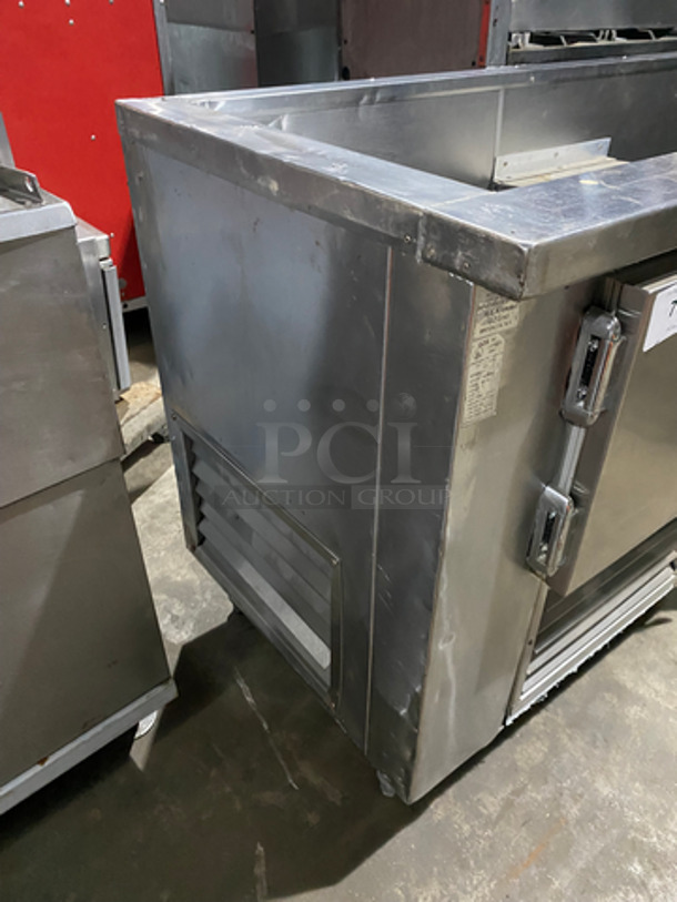 NICE! Universal Cooler Refrigerated Sandwich Prep Table ! With 2 Doors Underneath! All Stainless Steel! On Legs! - Image 2 of 8