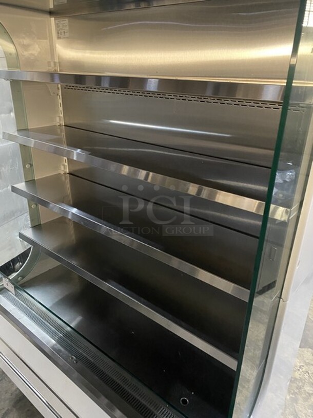 Nice! Turbo Air Refrigerated Open Grab-N-Go Merchandiser Case! Model TOM50W Serial TOM5016X027! 1Phase!  - Image 5 of 9