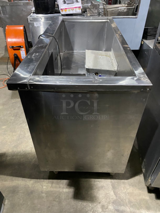 NICE! Universal Cooler Refrigerated Sandwich Prep Table ! With 2 Doors Underneath! All Stainless Steel! On Legs! - Image 3 of 8