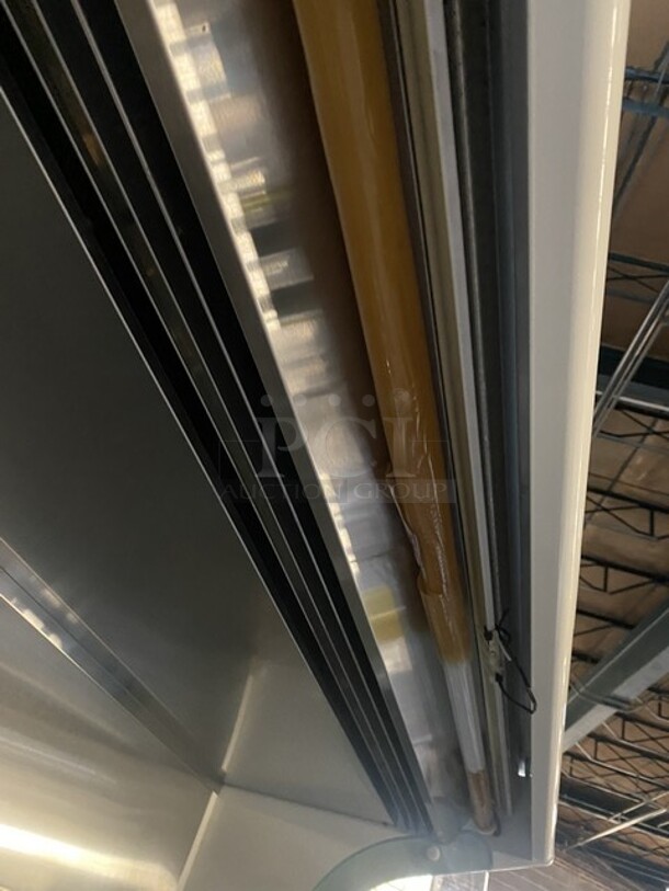 Nice! Turbo Air Refrigerated Open Grab-N-Go Merchandiser Case! Model TOM50W Serial TOM5016X027! 1Phase!  - Image 7 of 9