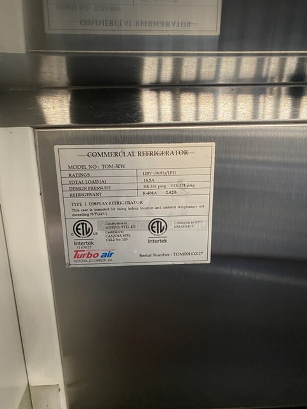 Nice! Turbo Air Refrigerated Open Grab-N-Go Merchandiser Case! Model TOM50W Serial TOM5016X027! 1Phase!  - Image 8 of 9