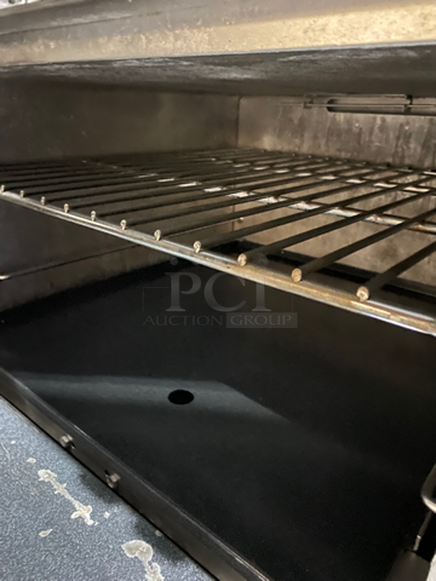 Southbend Stainless Steel Commercial Natural Gas Powered 6 Burner Range With Oven! On Casters!  - Image 6 of 11