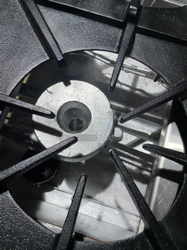 Southbend Stainless Steel Commercial Natural Gas Powered 6 Burner Range With Oven! On Casters!  - Image 10 of 11