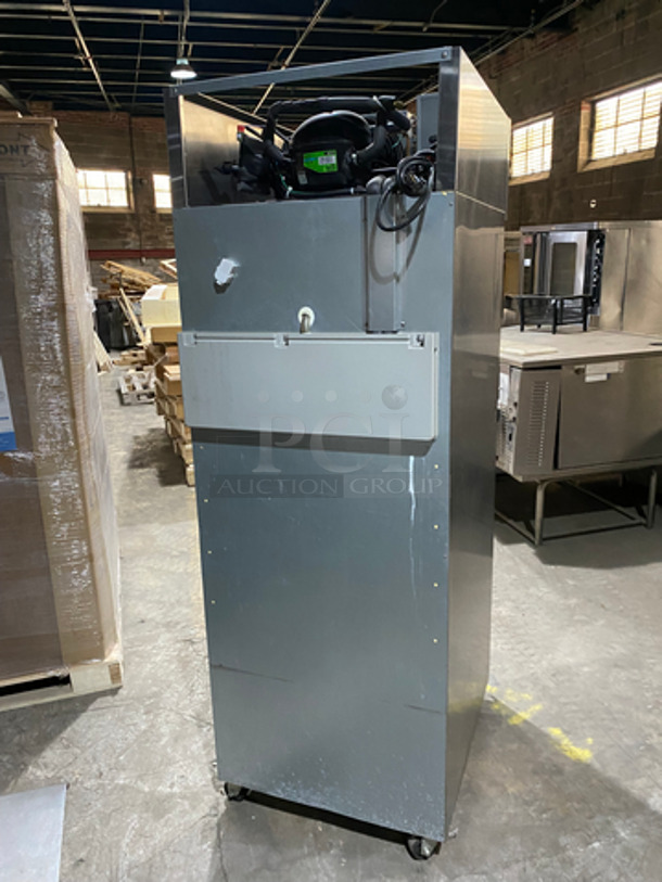 Hoshizaki Commercial Single Door Reach In Cooler Merchandiser! All Stainless Steel! With 3 Poly Coated Racks! On Casters! Model CR1S-FGECR - Image 4 of 9