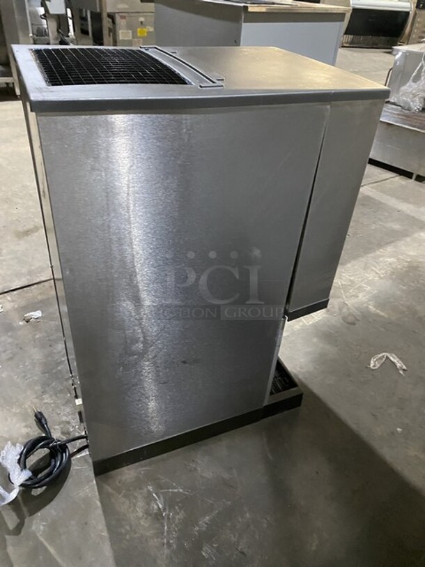 WOW! Manitowoc Counter Top Ice & Water Machine Dispenser Combo! Model RNS12AT-161 Serial 1101391317! 115V 1 Phase! On Legs!  - Image 3 of 8