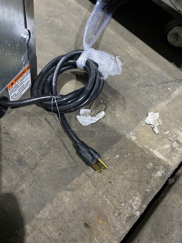 WOW! Manitowoc Counter Top Ice & Water Machine Dispenser Combo! Model RNS12AT-161 Serial 1101391317! 115V 1 Phase! On Legs!  - Image 8 of 8