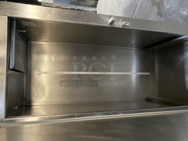 Traulsen One Door Refrigerated Roll In Rack Dough Retarder! All S.S.! Model RRI132HRIFHS Serial T261380C96! 115V 1 Phase!  - Image 5 of 9