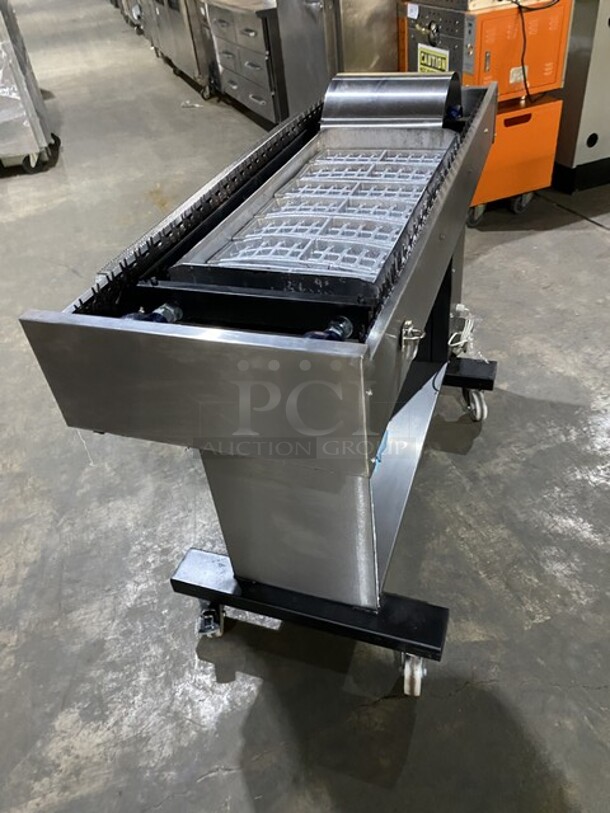 Amazing! RARE FIND! ROTOQUIP Natural Gas Powered SKEWER Style Char Broiler Grill! With Automated Hands Free Spinner! Model CON25X14 Serial 25X14110V0001A! On Casters!  - Image 4 of 12