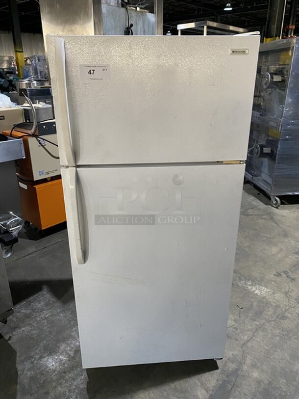 WCI Refrigerator/Freezer Combo! Model MRT13CREWO Serial BA64316391! 115V 1 Phase! 