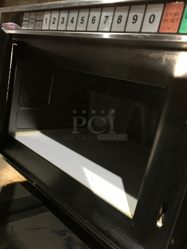 2010 Panasonic Stainless Steel Commercial Microwave! Model NE-1757R! 208 Volts 1 Phase! - Image 6 of 8
