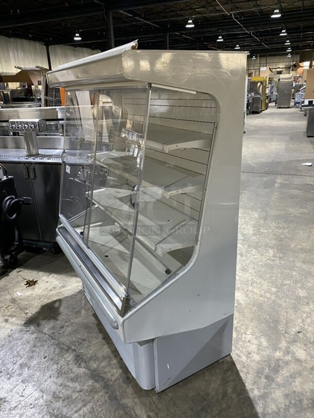 Sweet! Hussmann Refrigerated Grab-N-Go Case Showcase Merchandiser! Fully Enclosed Case With 2 Front Sliding Doors! Model GSVM5272 Serial 04105492-158! 115V 1 Phase!  - Image 2 of 9