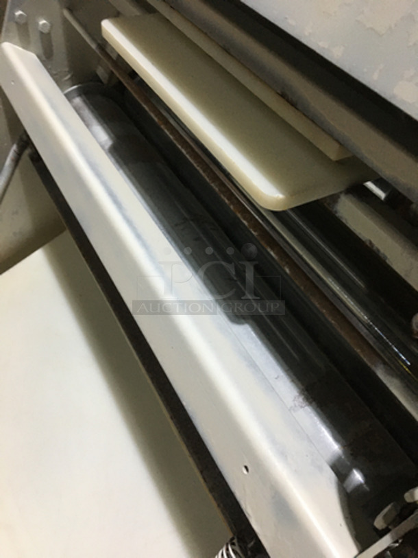 Nice! Heavy Duty Commercial Counter Top Dough Sheeter! 1 Phase!  - Image 7 of 9