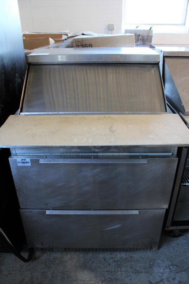 Randell Stainless Steel Commercial Sandwich Salad Prep Table Bain Marie Mega Top w/ 2 Drawers and Various Drop In Bins on Commercial Casters. 115 Volts, 1 Phase. 32x38x46.5. Cannot Test Due To Cut Power Cord