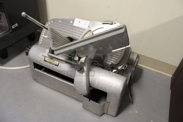 Hobart Model 1612 Stainless Steel Commercial Countertop Automatic Meat Slicer. 115 Volts, 1 Phase. 26x19x21. (Room 130) - Image 3 of 9