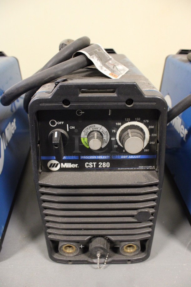 Miller Millermatic CST 280 MIG Wire Welder. 208-230/400-460 Volts, 1/3 Phase. 7.5x17.5x13. (Room 130)