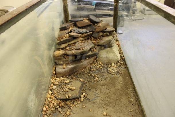 Brown Metal Countertop Reptile Tank on Brown Metal Table. 60x18x50. Tank: 60x18x18. (Room 130) - Image 4 of 7