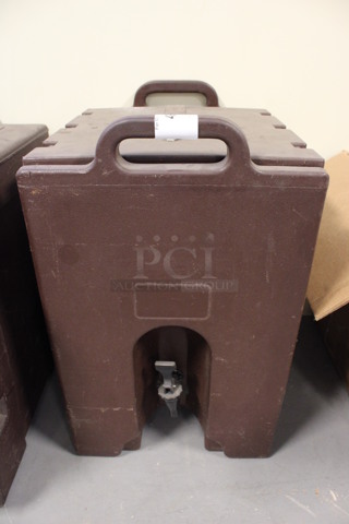 Cambro Model 1000LCD Brown Poly Food Carrying Case. 16x20x25. (Room 130)