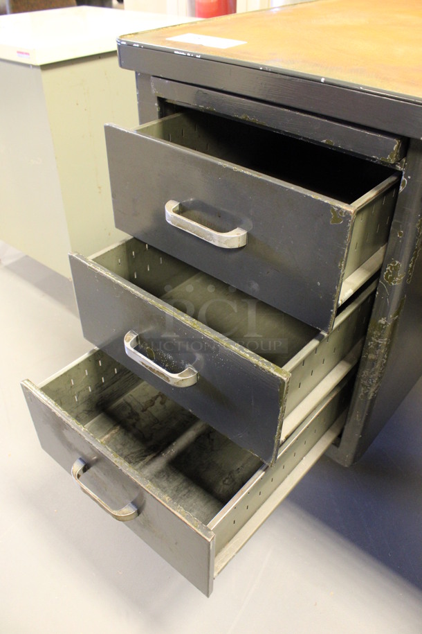 Metal Desk w/ Wood Pattern Desktop and 6 Drawers. 60x34x31. (Room 130) - Image 6 of 8