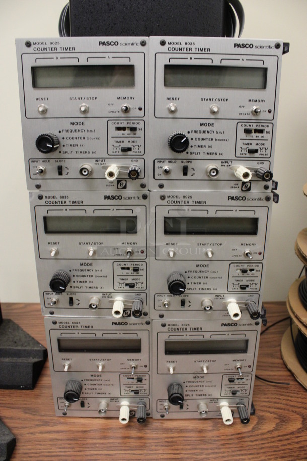 6 Pasco Scientific Model 8025 Metal Counter Timers. 9.5x7x5.5. 6 Times Your Bid! (Room 105) - Image 2 of 5