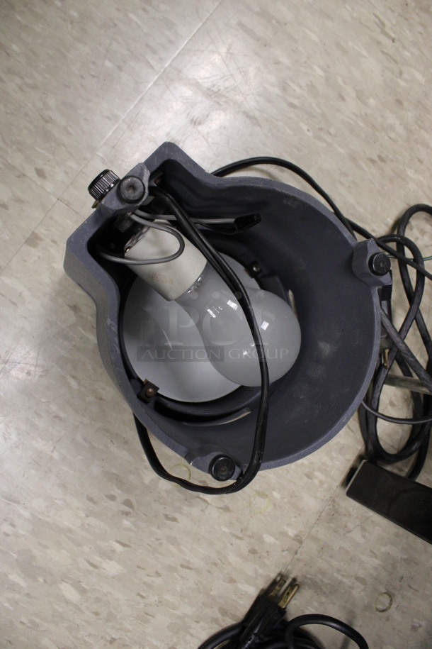 Metal Countertop Light. 6x7x25. (Room 105) - Image 4 of 4