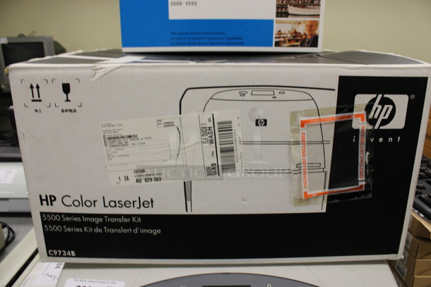 HP Color LaserJet 5550dtn Floor Style Printer w/ 2 Boxes of Ink. 25x28x36. (Room 105) - Image 4 of 8