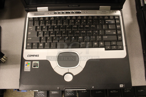 2 Compaq Evo N1015v 15" Laptops w/ 1 Charger. 13x10.5x2. 2 Times Your Bid! (Room 105) - Image 2 of 6