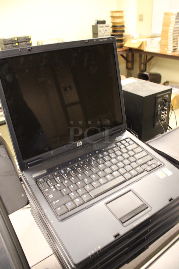 5 HP Model HSTNN-I12C 15" Laptops w/ 3 Chargers. 13x10.5x1.5. 5 Times Your Bid! (Room 105) - Image 4 of 9