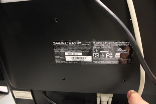 5 Various Computer Monitors; ViewSonic, Dell, Acer, Medion and Dell. Includes 19". 5 Times Your Bid! (Room 105) - Image 3 of 12