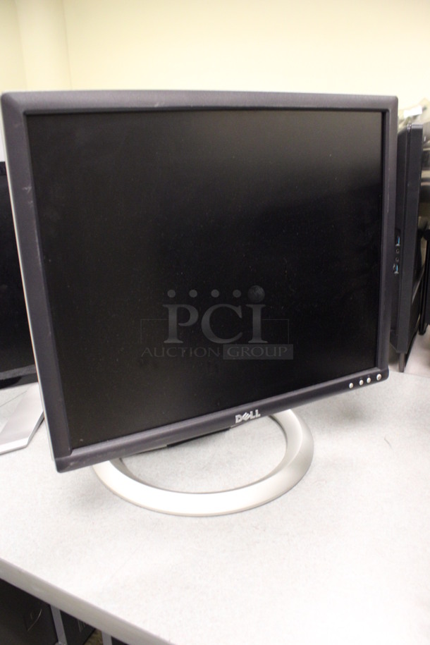 5 Various Computer Monitors; ViewSonic, Dell, Acer, Medion and Dell. Includes 19". 5 Times Your Bid! (Room 105) - Image 4 of 12