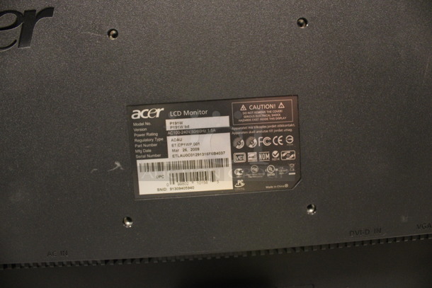 5 Various Computer Monitors; ViewSonic, Dell, Acer, Medion and Dell. Includes 19". 5 Times Your Bid! (Room 105) - Image 7 of 12