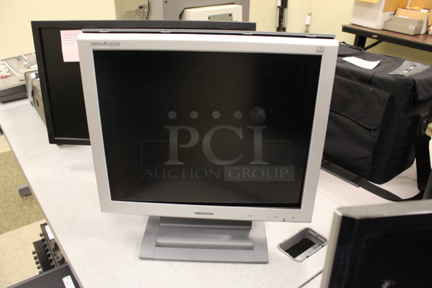 5 Various Computer Monitors; ViewSonic, Dell, Acer, Medion and Dell. Includes 19". 5 Times Your Bid! (Room 105) - Image 8 of 12