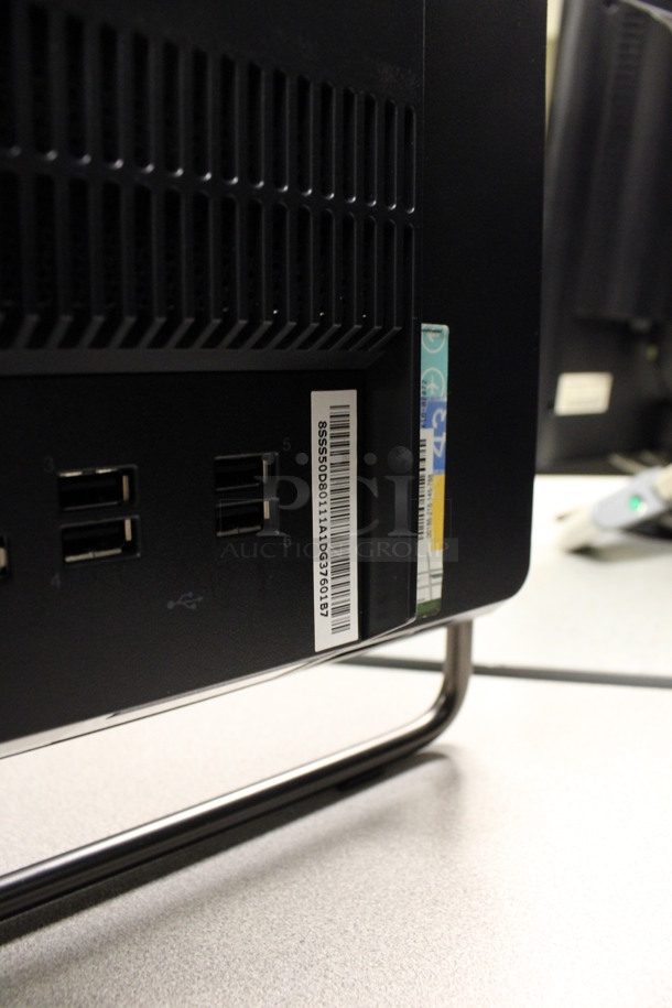8 Lenovo ThinkCentre M92z 20" Computer Monitors. 8 Times Your Bid! (Room 105) - Image 4 of 7