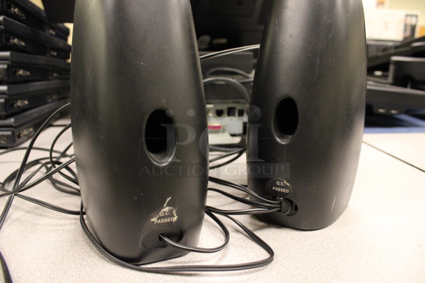ALL ONE MONEY! Lot of 2 GE Speakers. 3x3.5x8. (Room 105) - Image 3 of 3