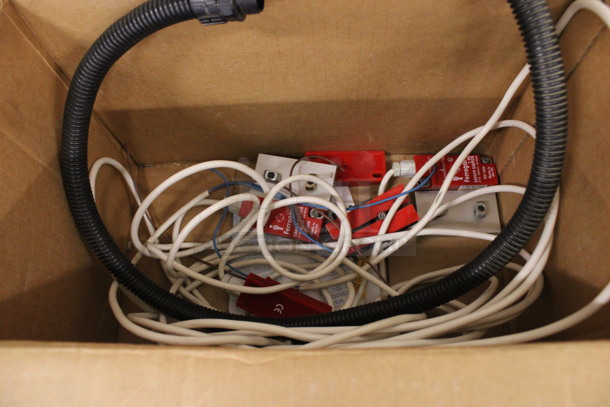 Hercules Foot Switch w/ Various Safety Switches. 6x9x4. (Basement: Room 019) - Image 4 of 6