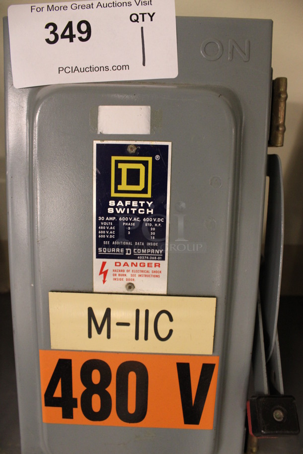 Square D Gray Metal Heavy Duty Safety Switch. 7x6x15. (Basement: Room 019) - Image 4 of 4