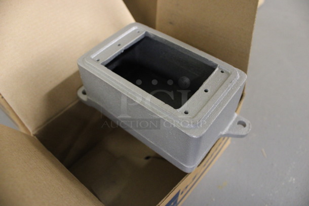 6 BRAND NEW IN BOX! O-Z Gedney Cast Device Boxes. 3x2.5x6. 6 Times Your Bid! (Basement: Room 019) - Image 2 of 6