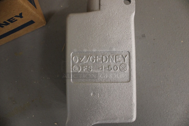 6 BRAND NEW IN BOX! O-Z Gedney Cast Device Boxes. 3x2.5x6. 6 Times Your Bid! (Basement: Room 019) - Image 4 of 6