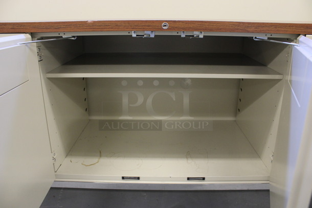 Tan Metal Counter w/ 4 Drawers, 2 Doors and Wood Pattern Countertop. 60x20x29.5. (Basement: Room 019) - Image 5 of 7