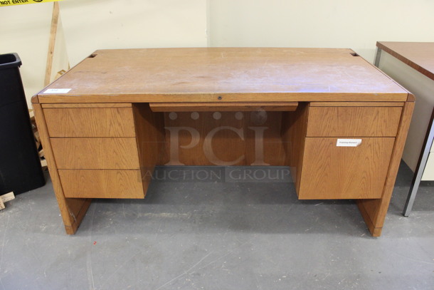 Wood Pattern Desk w/ 5 Drawers. 60x30x29. (Basement: Room 019)