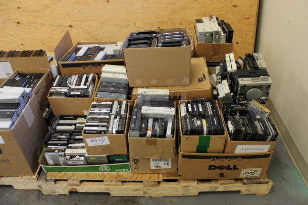 ALL ONE MONEY! PALLET LOT of Various Hard Drives! (Basement: Room 019)